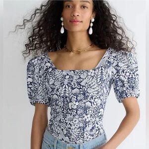 EUC J.Crew Puff-Sleeve Cotton Poplin Square neck Top in a Mermaid Floral